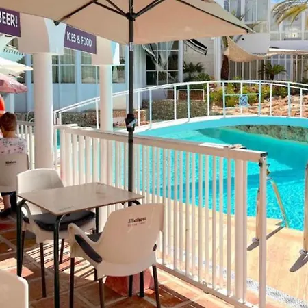 Hibiscus 69 - San Juan De Capistrano *