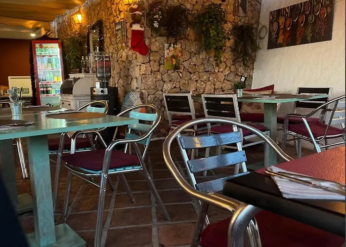 Hibiscus 69 - San Juan De Capistrano Nerja