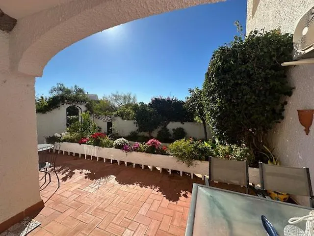 Hibiscus 69 - San Juan De Capistrano * Nerja