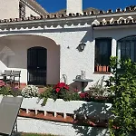 Hibiscus 69 - San Juan De Capistrano *