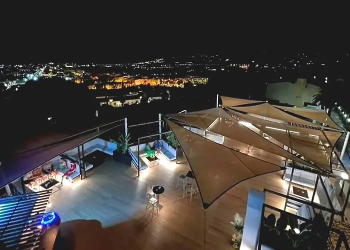 Hibiscus 69 - San Juan De Capistrano